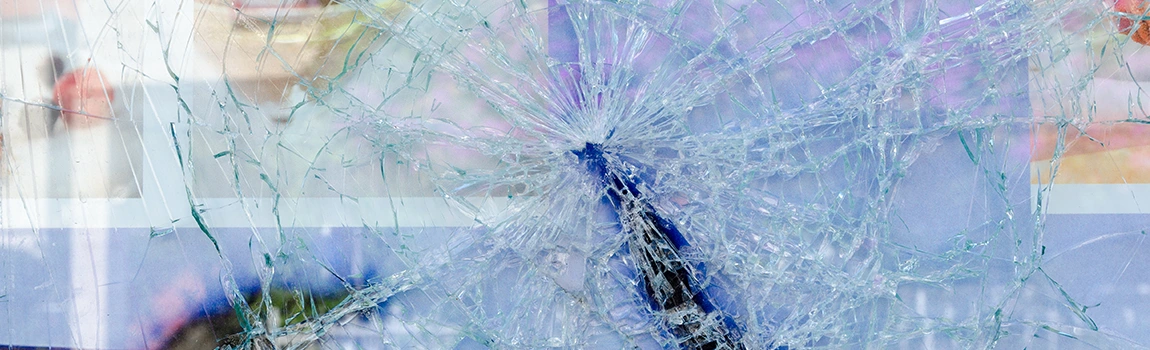 Window Broken Glass Repair in Palm Springs, FL