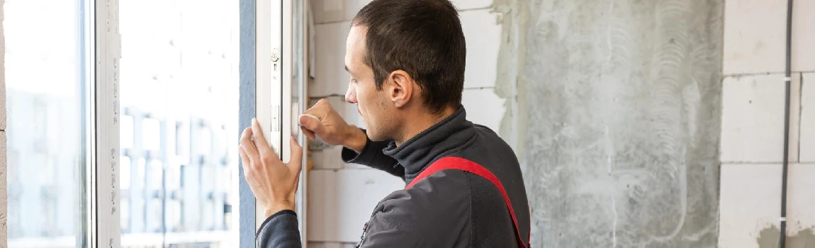 Emergency Cracked Windows Repair Services in Palm Springs, FL