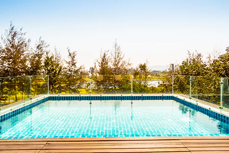 Cost of Glass Pool Fence Repair in Palm Springs, FL