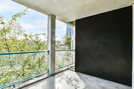 Commercial Glass Railing Repair Services in Palm Springs, FL